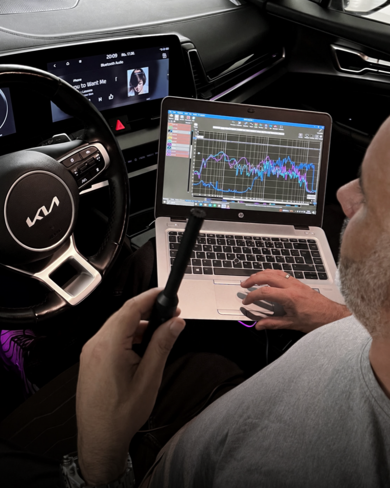 Analyse von Messdaten bei einer professionellen DSP-Einmessung im Fahrzeug
